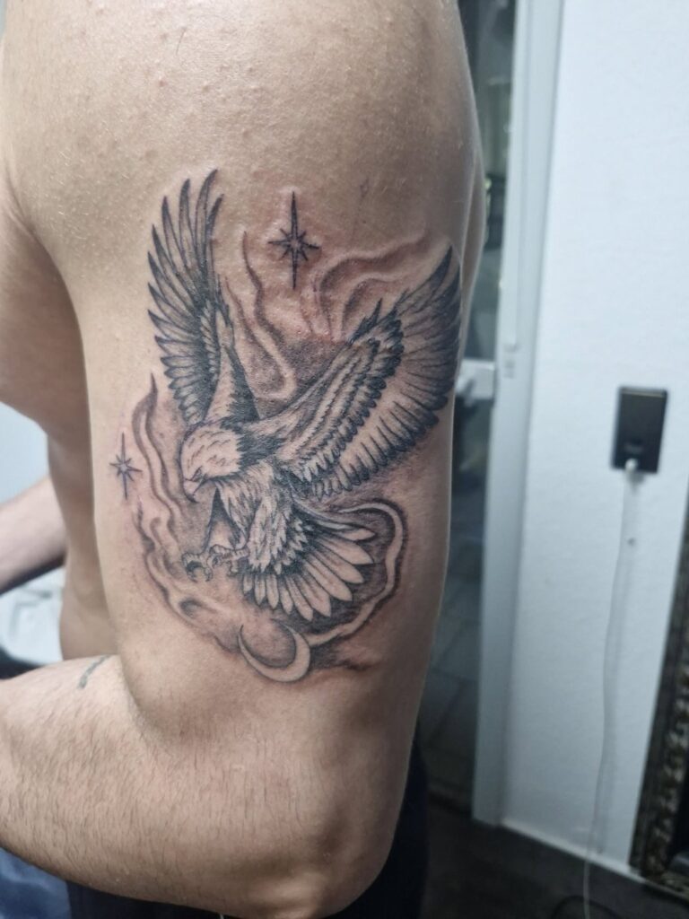 Tattoo von Rummel Art Verden – Black & Grey Phoenix – Arm