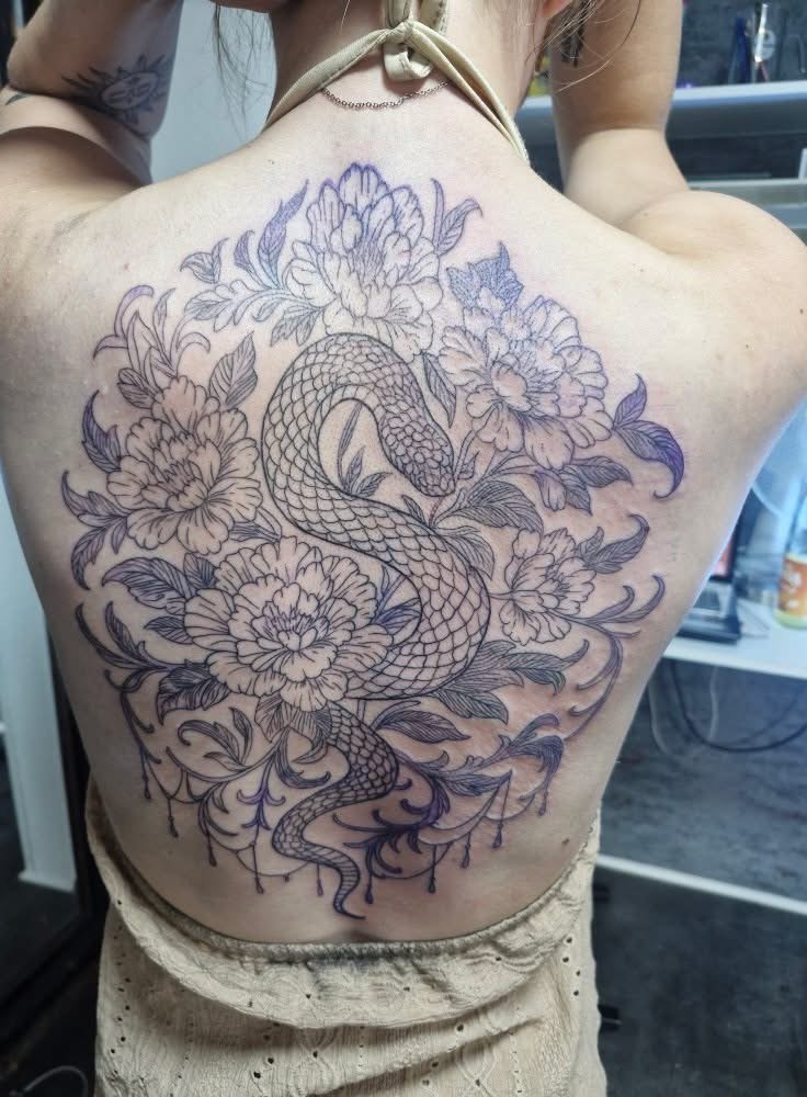 Tattoo von Rummel Art Verden – Mandala Schlange – Ruecken